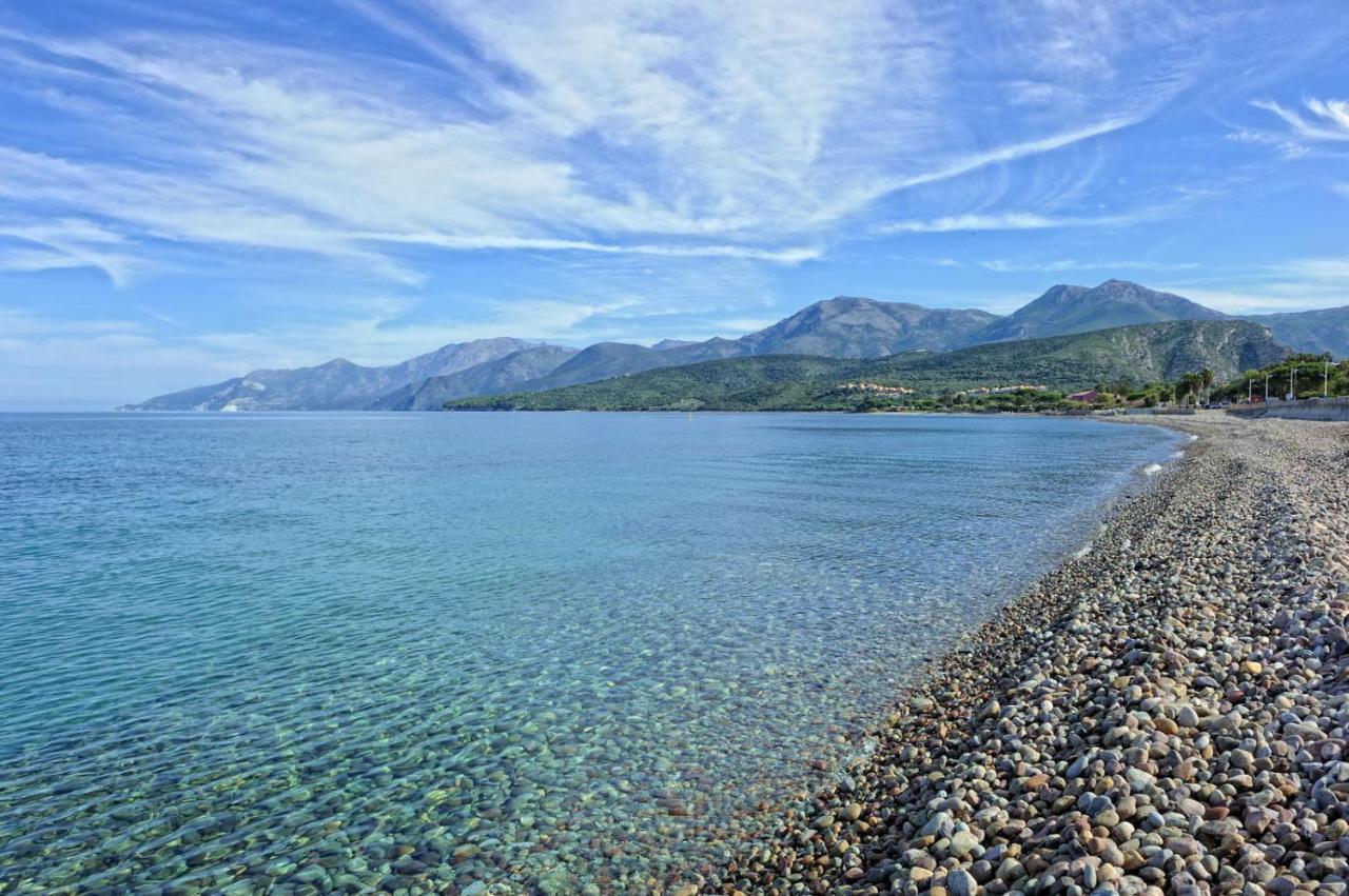 Hotel Les Galets Saint-Florent  Bilik gambar